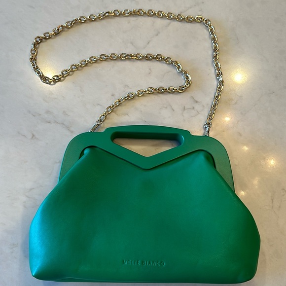 Melie Bianco Handbags - 💚Melie Bianco Vegan Purse💚